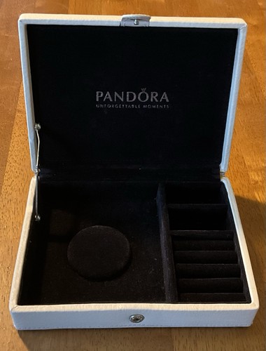 Pandora momenti - pandora,